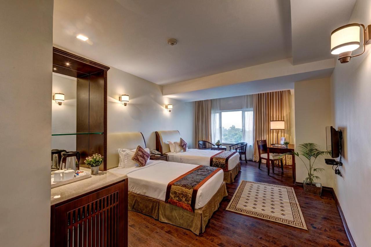 The Fern Residency Galaxy Mall Burnpur Экстерьер фото