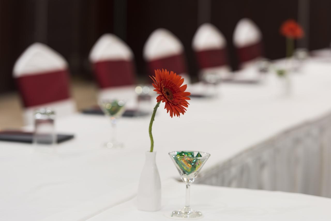 The Fern Residency Galaxy Mall Burnpur Экстерьер фото
